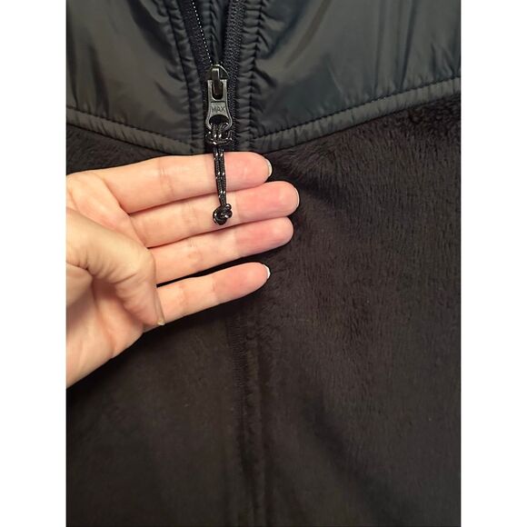 Women’s Made for Life Black Vest with Hood XL - Picture 3 of 9